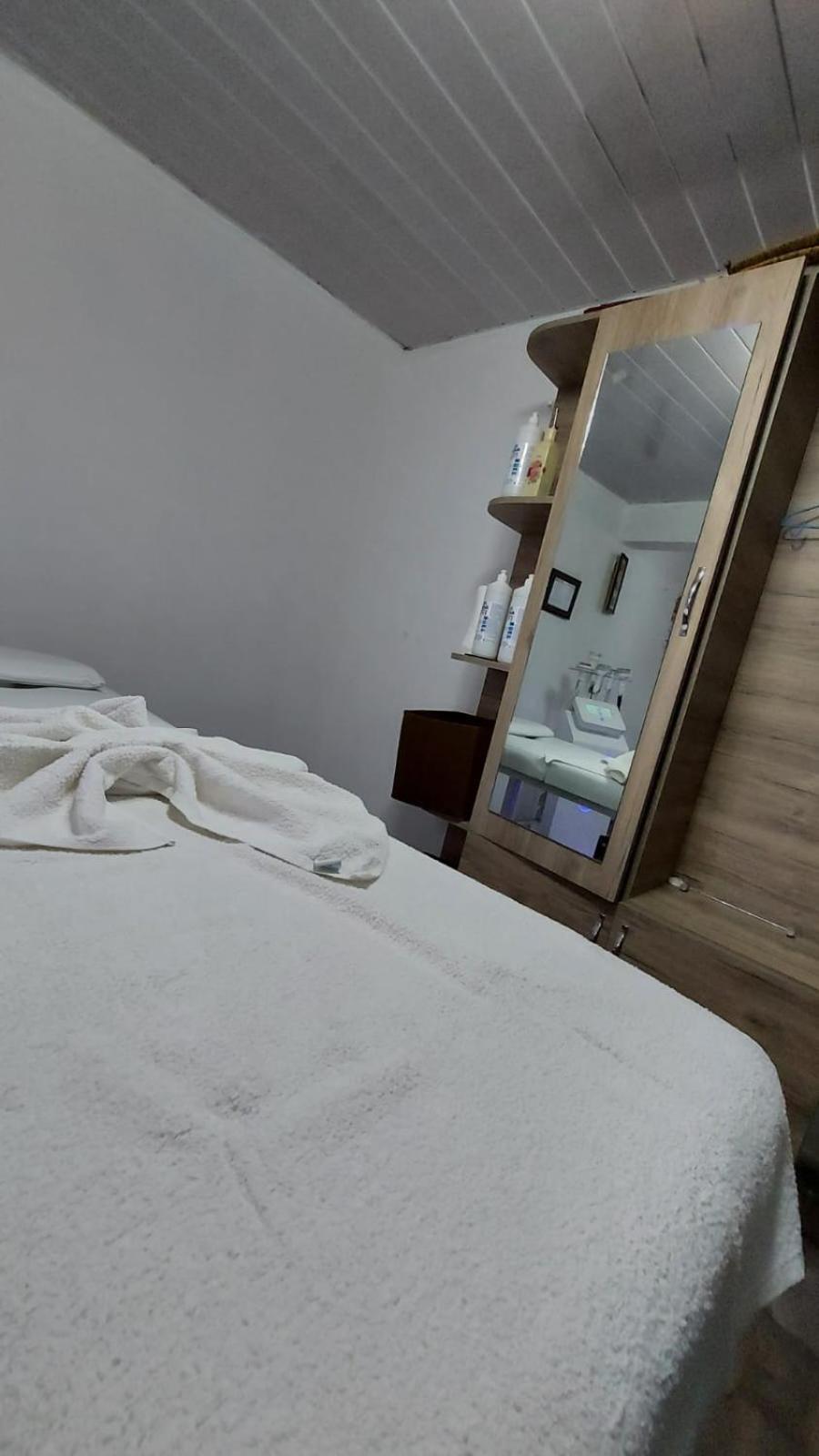 Boutique Hotel Pʼotʼi الغرفة الصورة