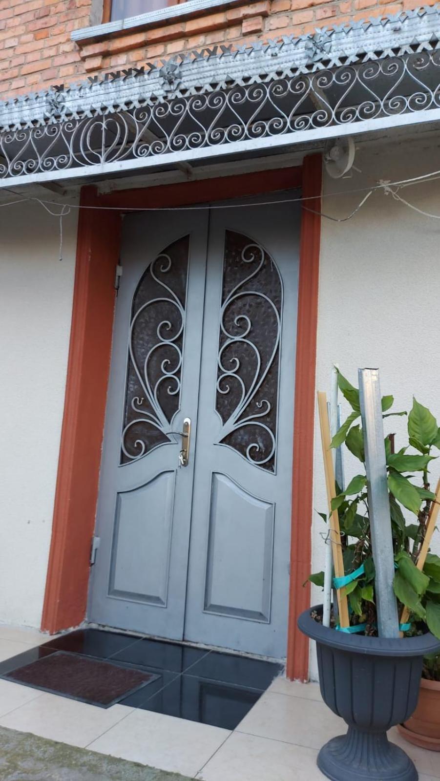 Boutique Hotel Pʼotʼi الغرفة الصورة